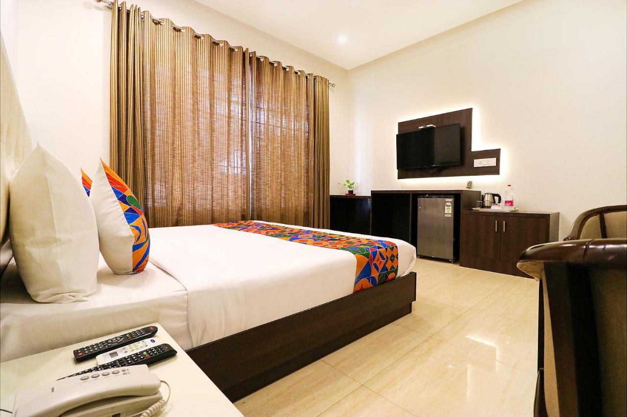 Fabhotel Oyster Villa Gurgaon Ngoại thất bức ảnh
