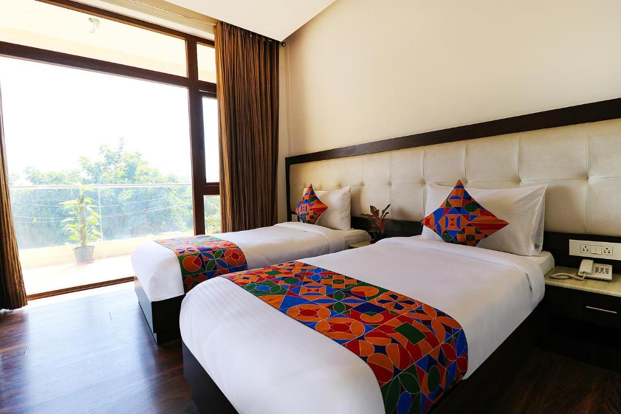 Fabhotel Oyster Villa Gurgaon Ngoại thất bức ảnh