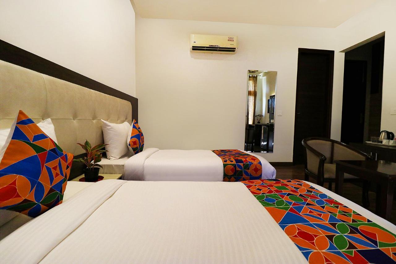 Fabhotel Oyster Villa Gurgaon Ngoại thất bức ảnh