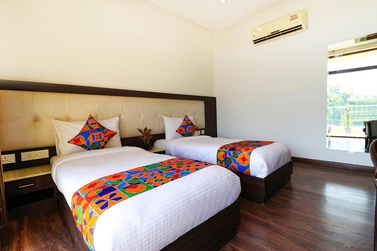 Fabhotel Oyster Villa Gurgaon Ngoại thất bức ảnh